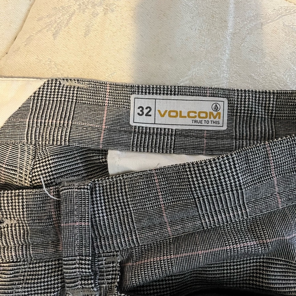 Volcom skate plaid pants